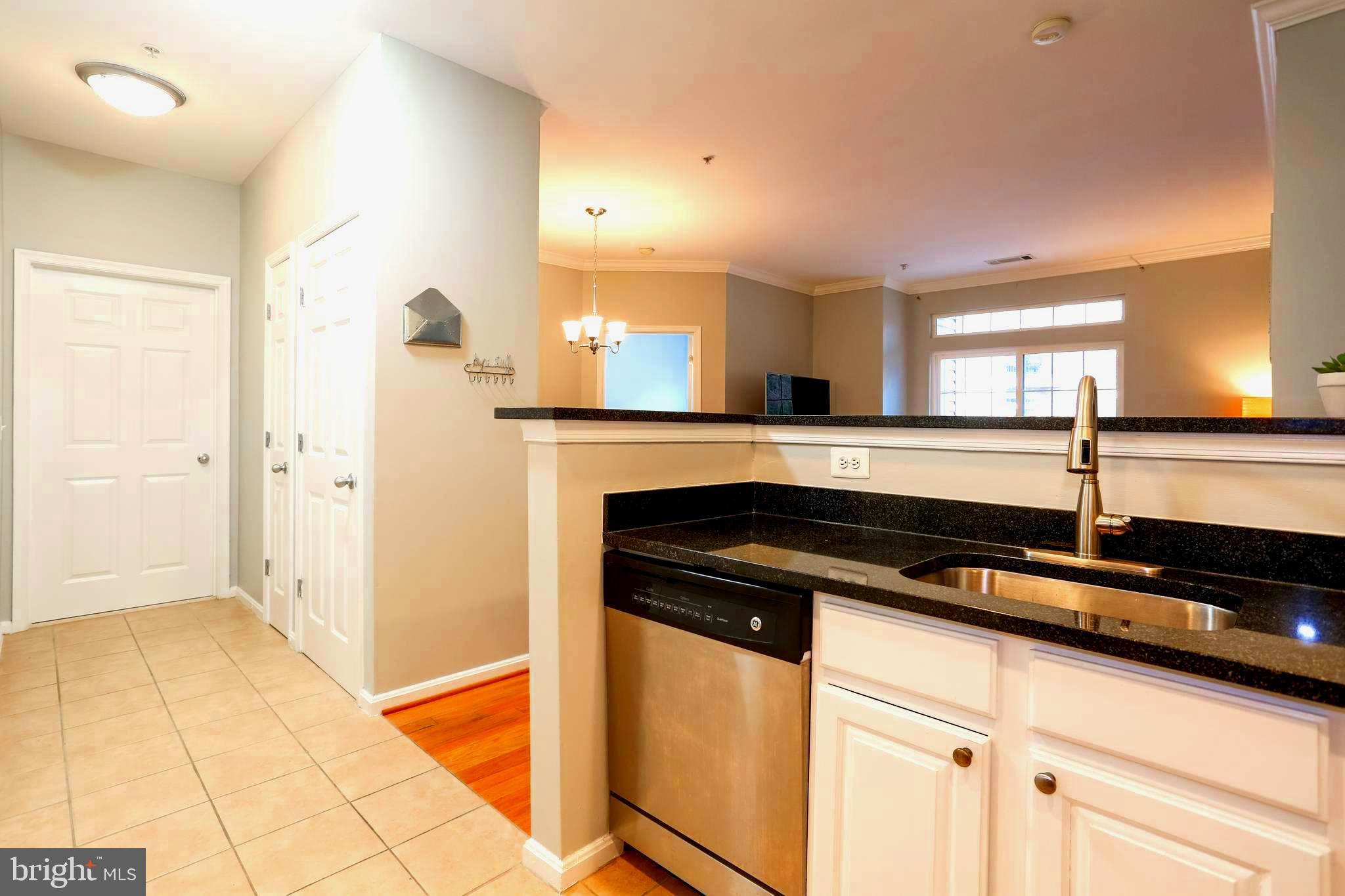 GROVE AT ARLINGTON - Residential