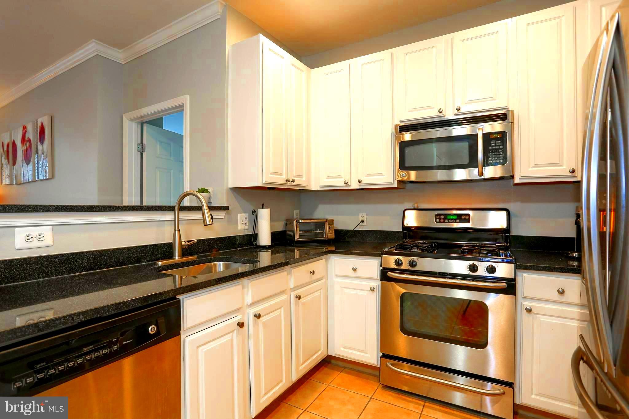 GROVE AT ARLINGTON - Residential