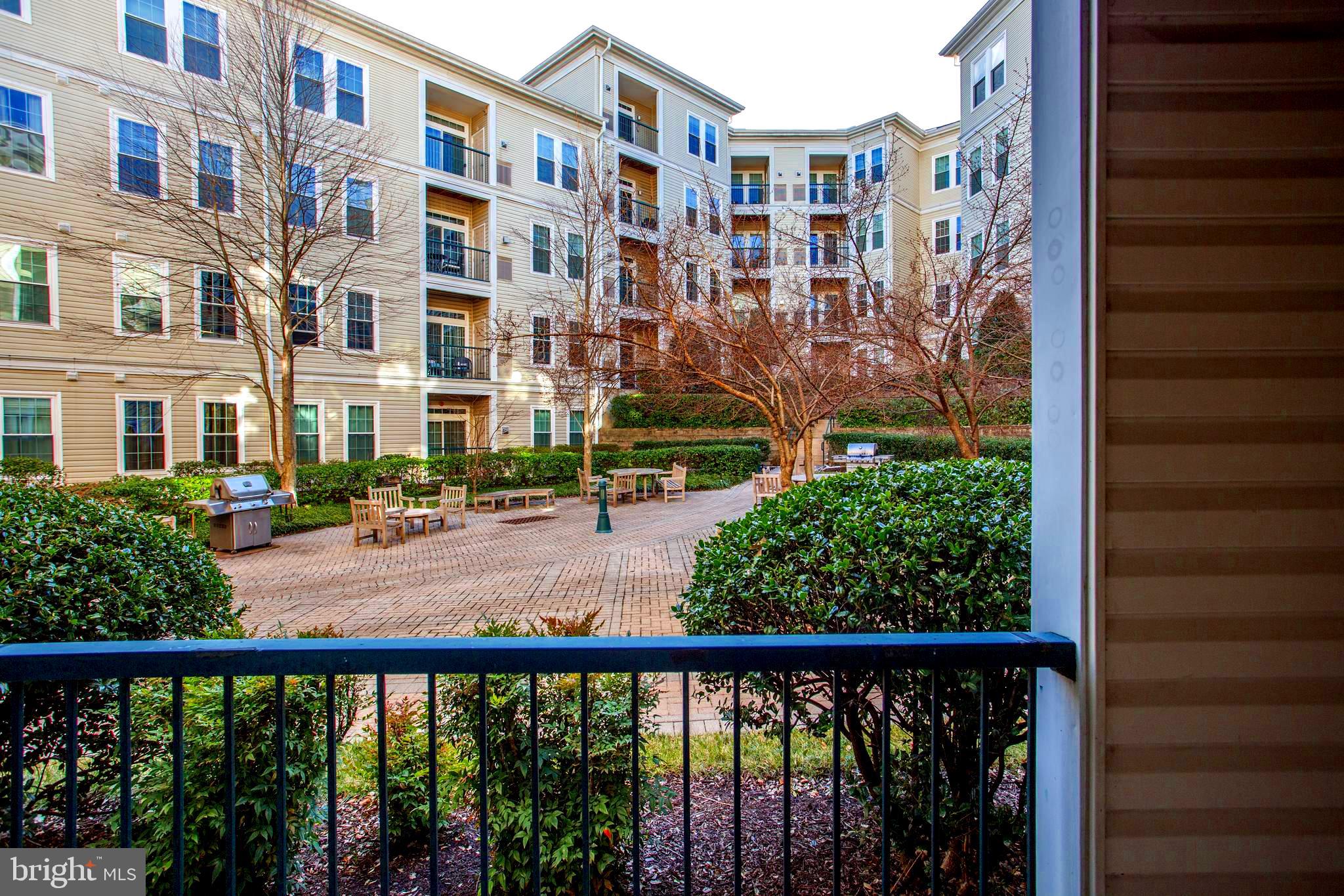 GROVE AT ARLINGTON - Residential