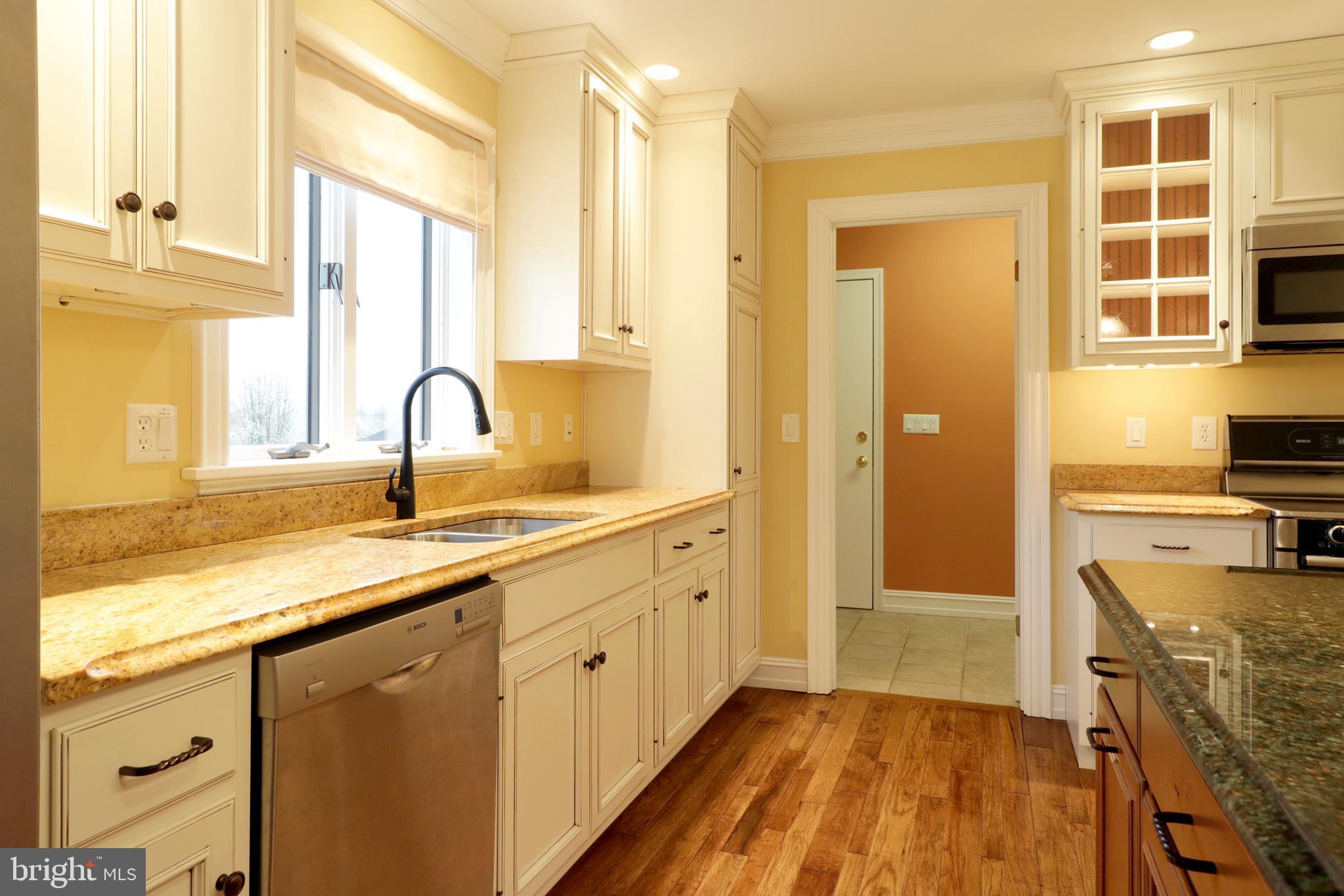 CENTRE HILLS VILLAGE - Residential