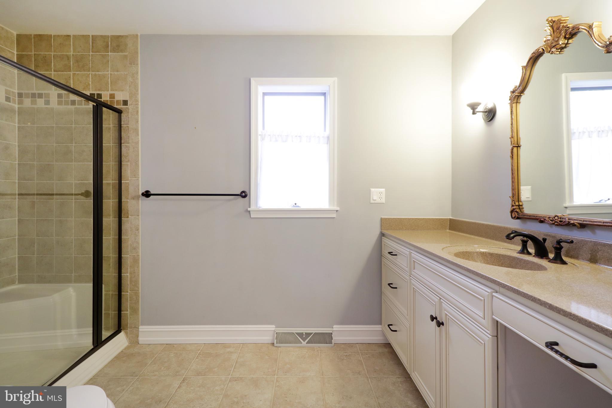 CENTRE HILLS VILLAGE - Residential