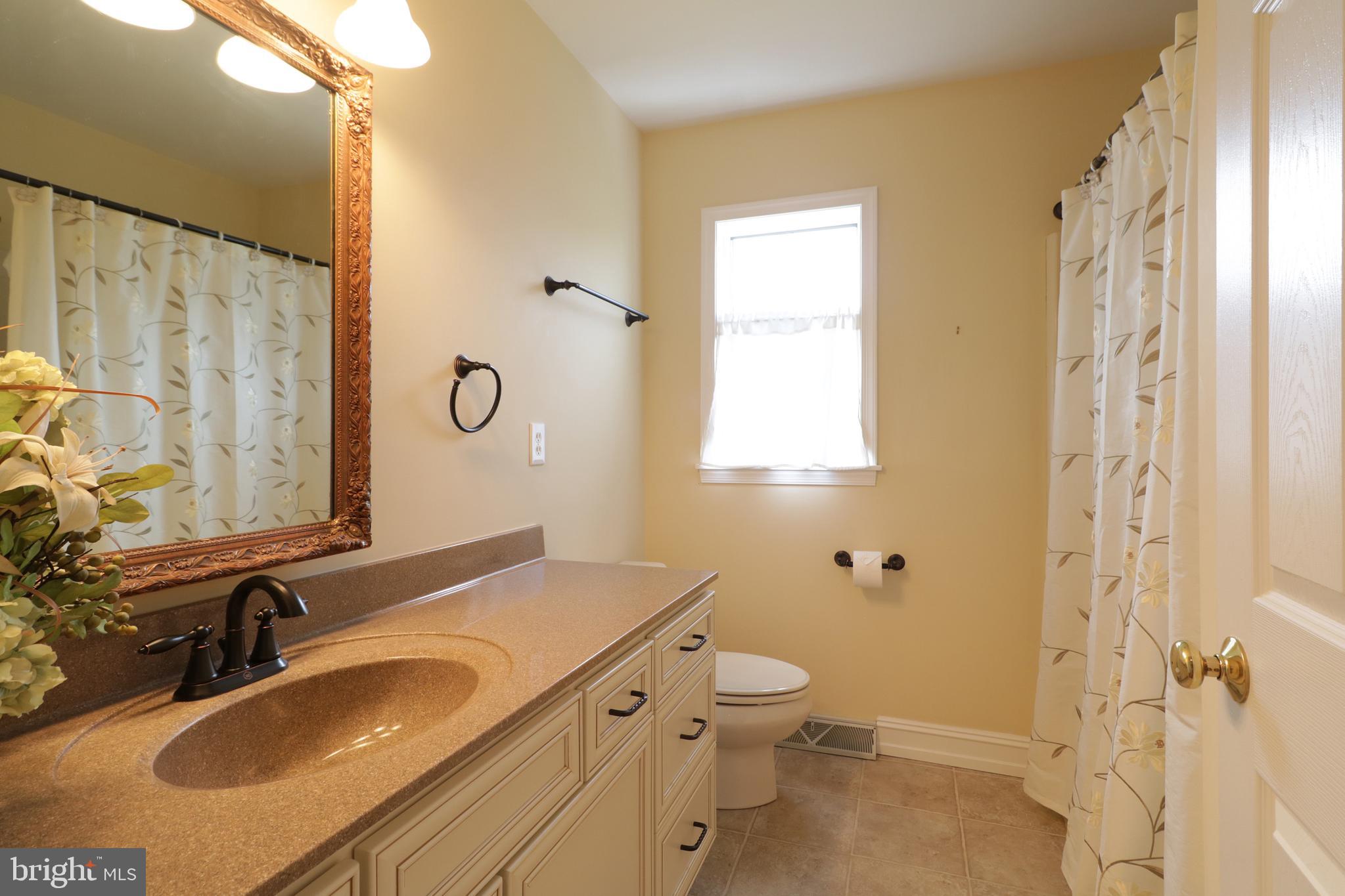 CENTRE HILLS VILLAGE - Residential