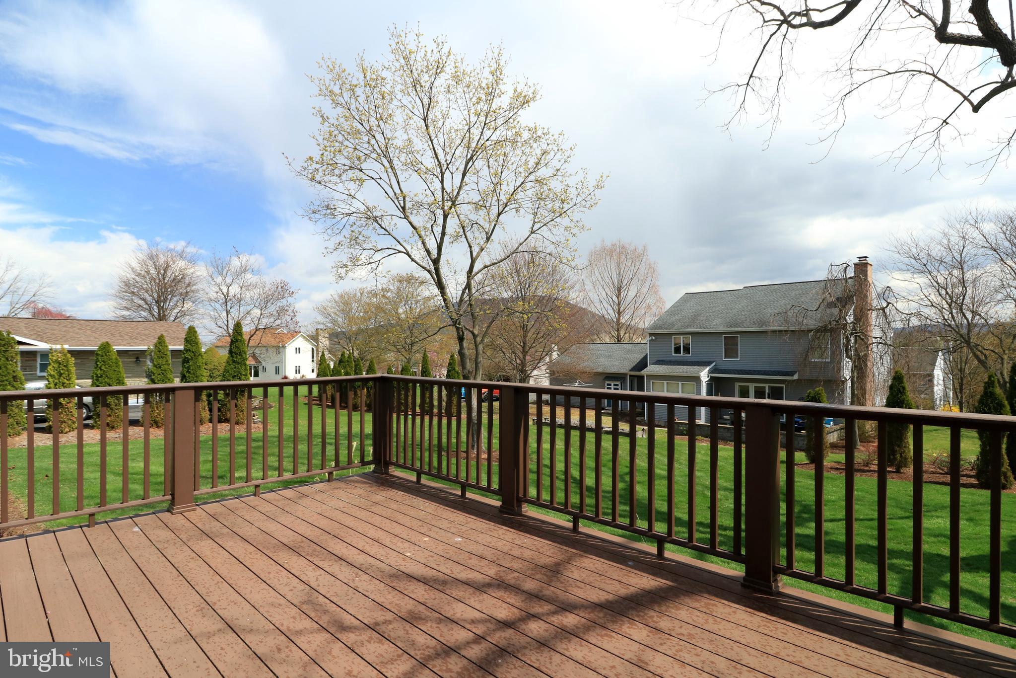 CENTRE HILLS VILLAGE - Residential