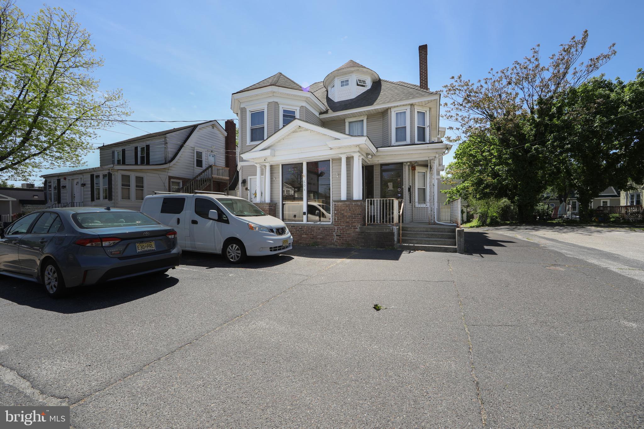 604 WHITE HORSE PIKE