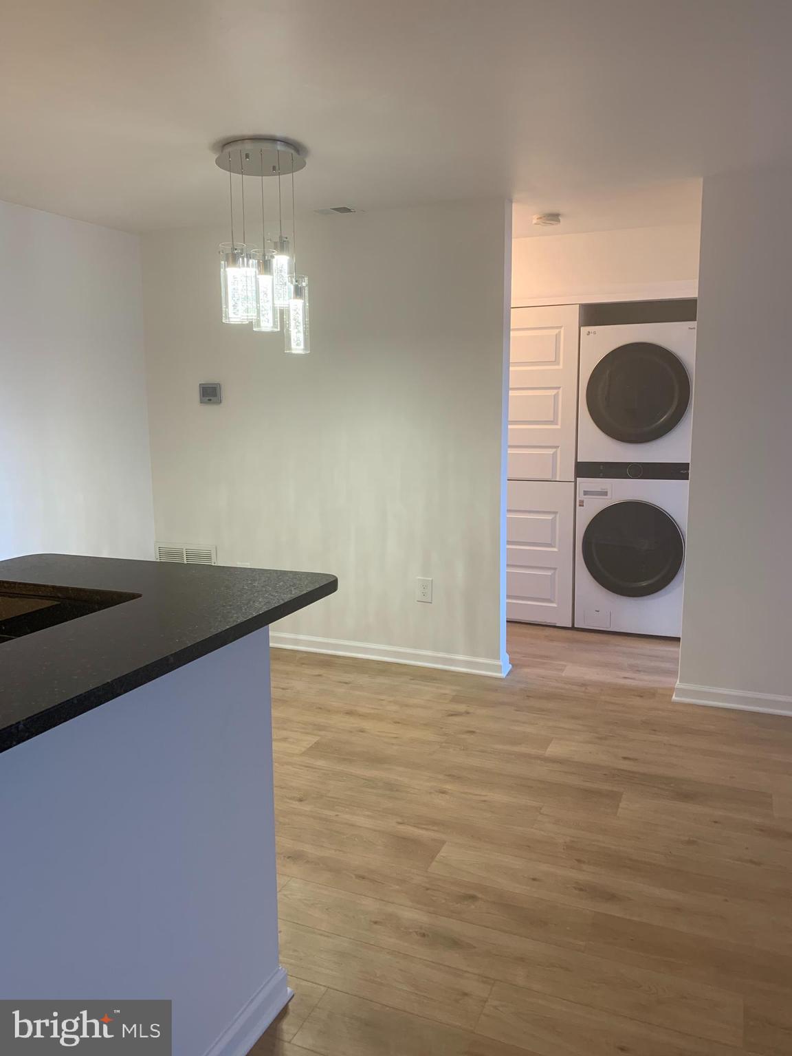 TOWN CENTER - Residential Lease