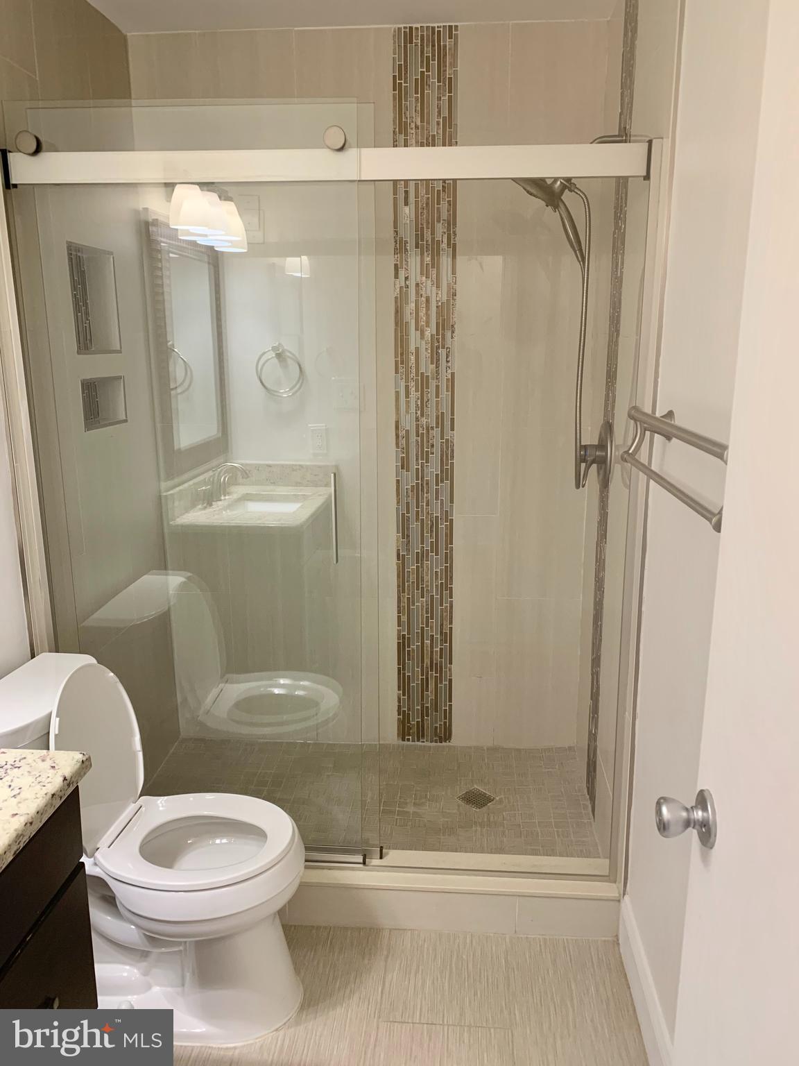 TOWN CENTER - Residential Lease