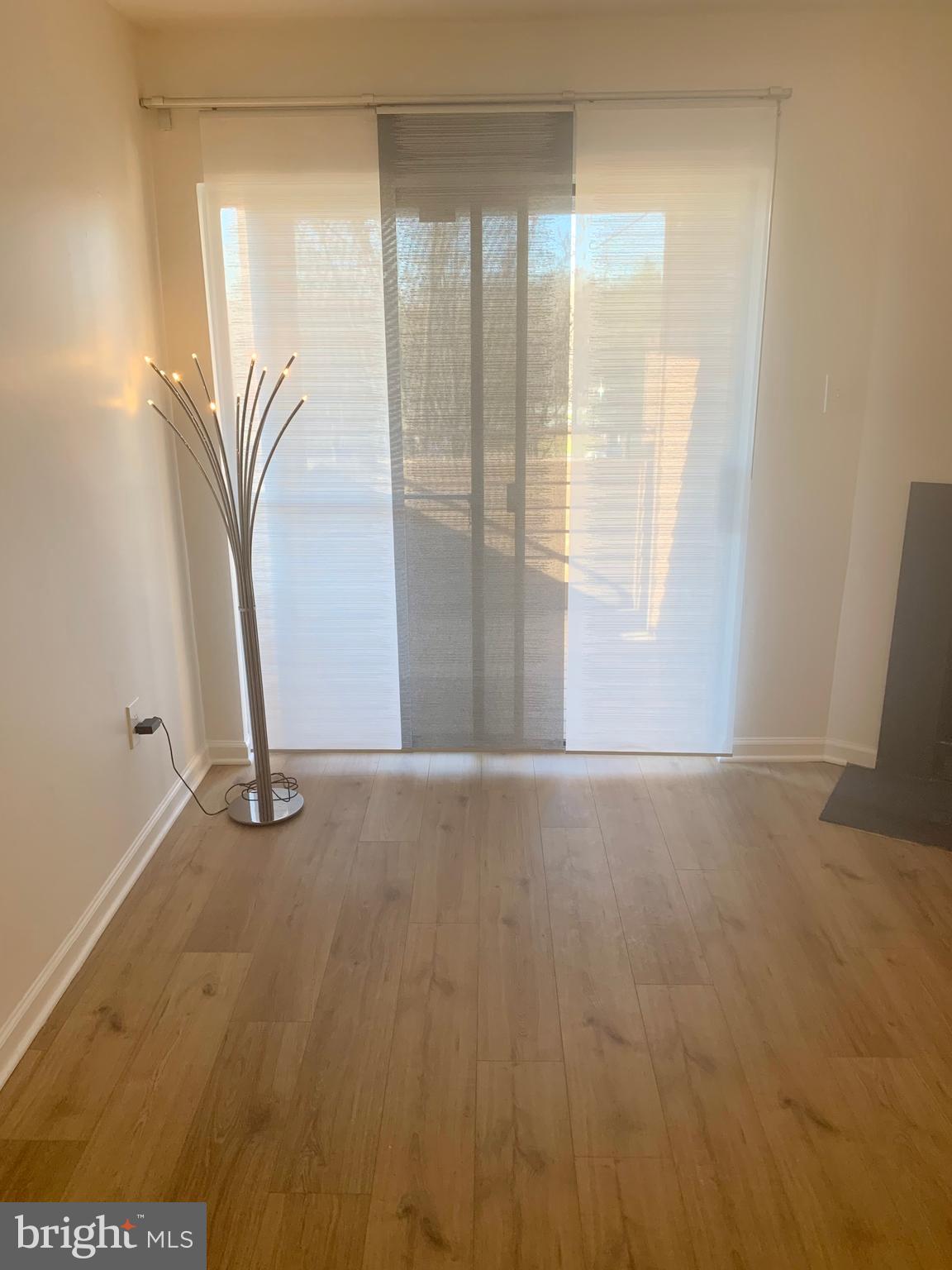 TOWN CENTER - Residential Lease