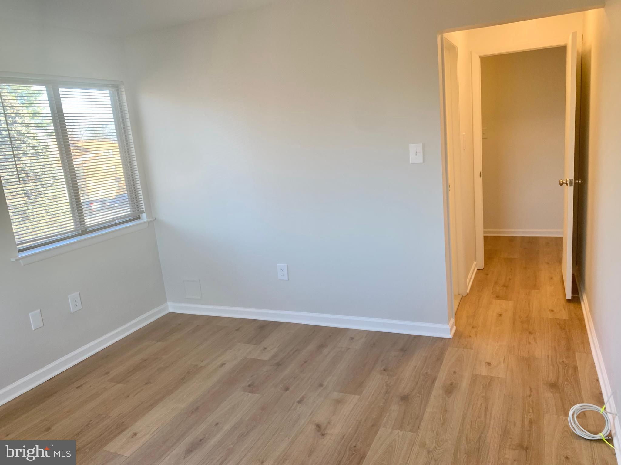 TOWN CENTER - Residential Lease