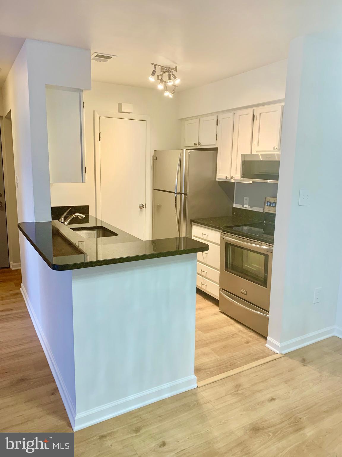 TOWN CENTER - Residential Lease