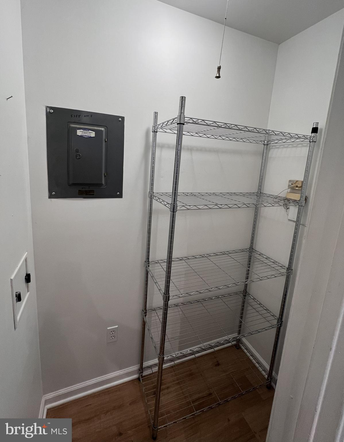 TOWN CENTER - Residential Lease