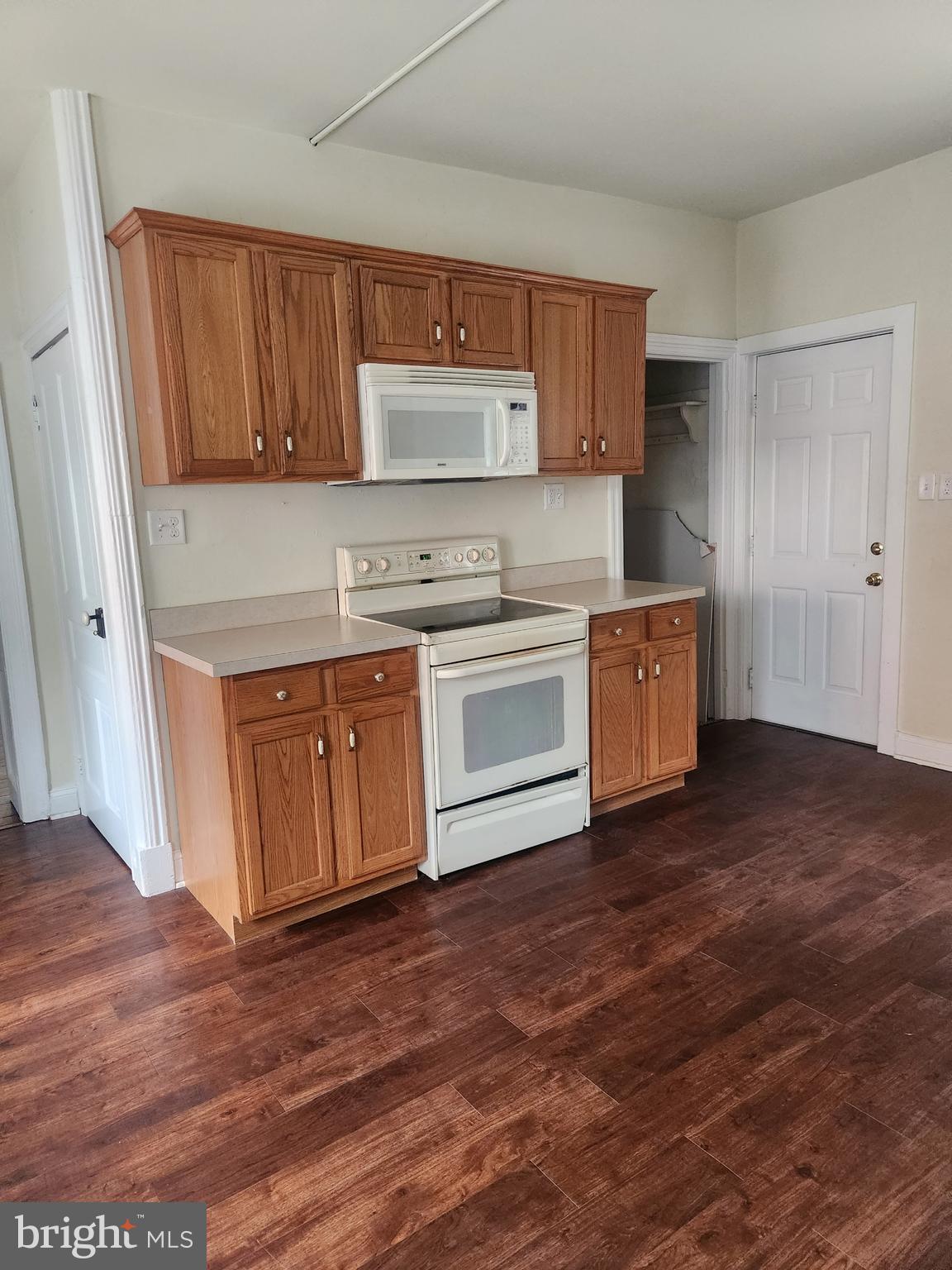 2196 SPINNERSTOWN ROAD