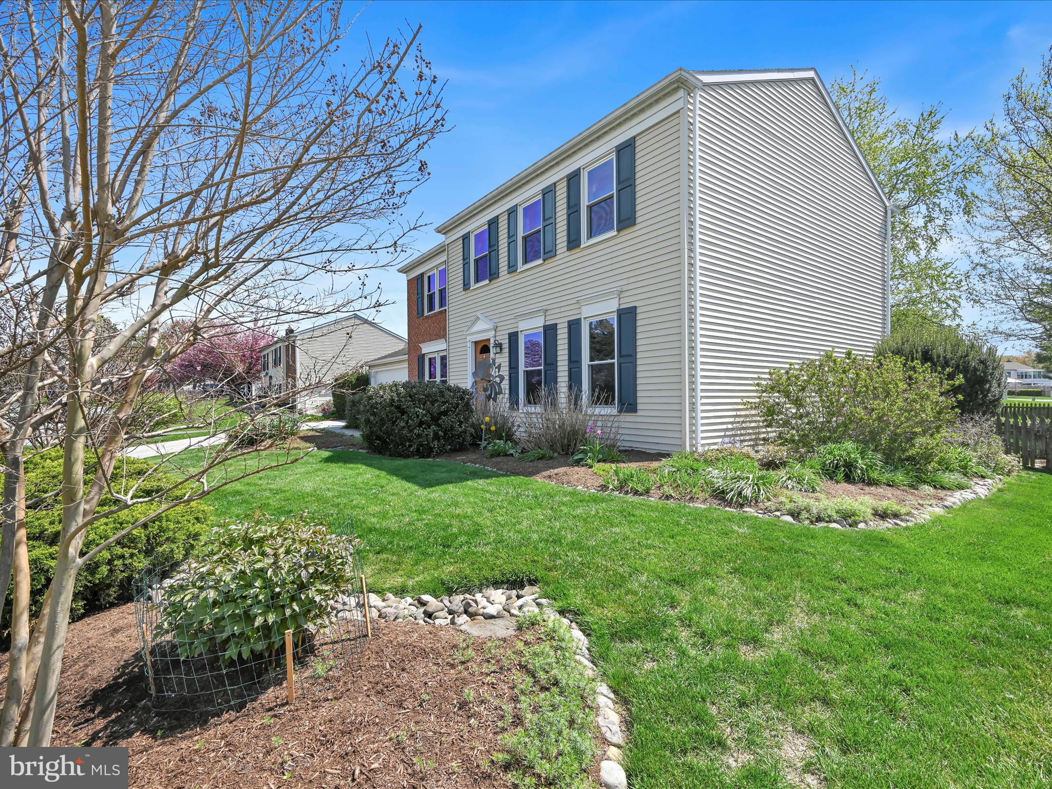 5 COBBLESTONE DRIVE