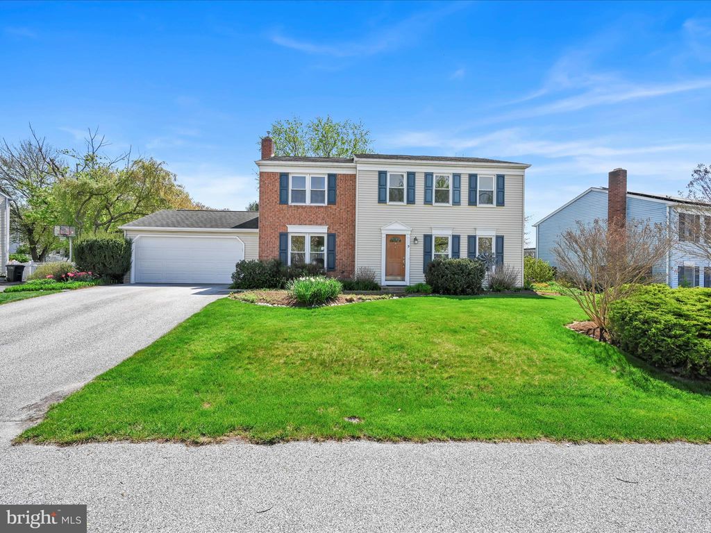 Photo of 5 Cobblestone Drive, WILLOW STREET, PA 17584 (MLS # PALA2068556)