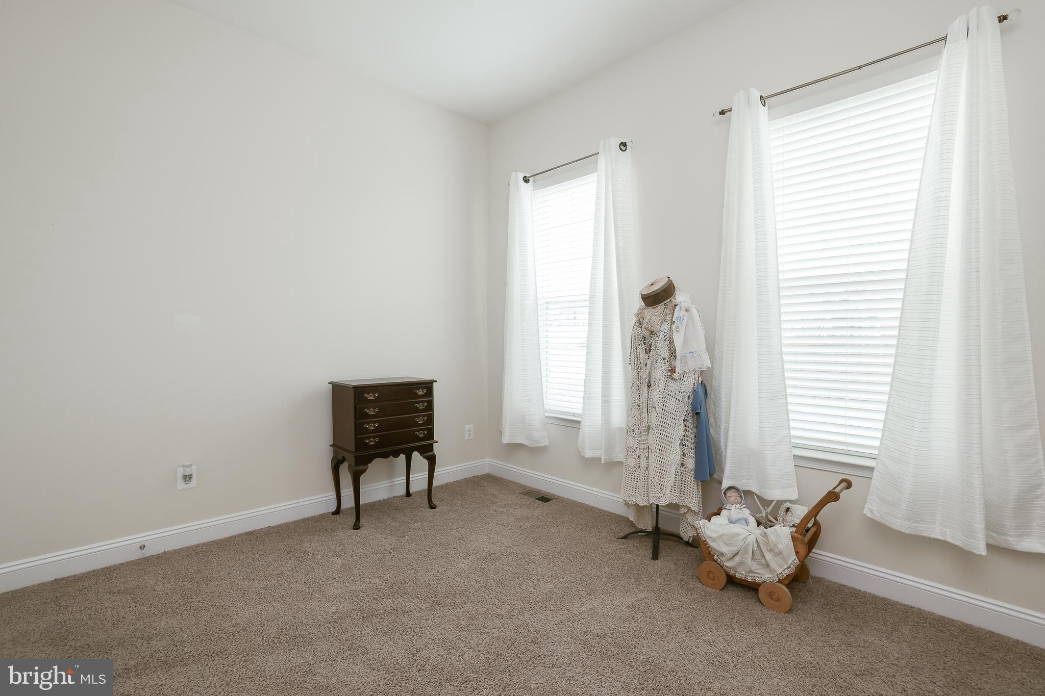 SOUTHERN HILLS - Residential