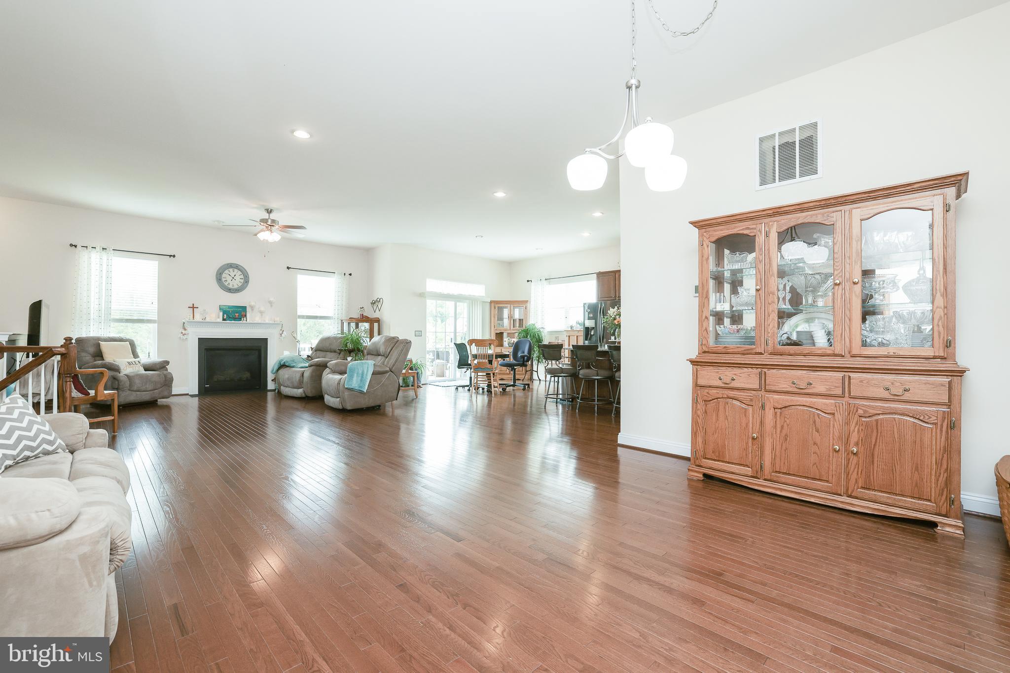 SOUTHERN HILLS - Residential