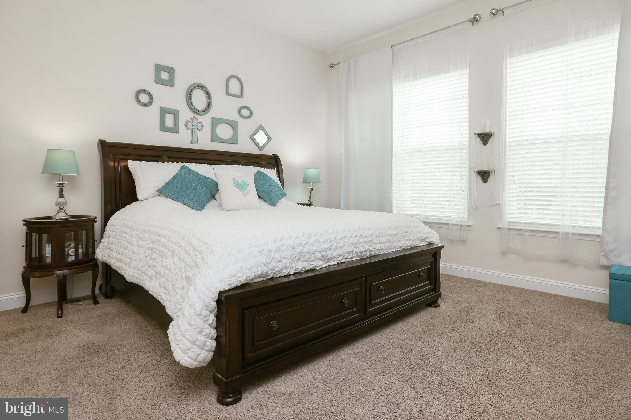 SOUTHERN HILLS - Residential