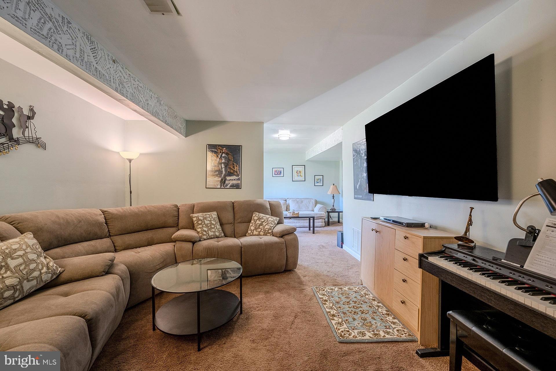 KINGSVIEW - Residential