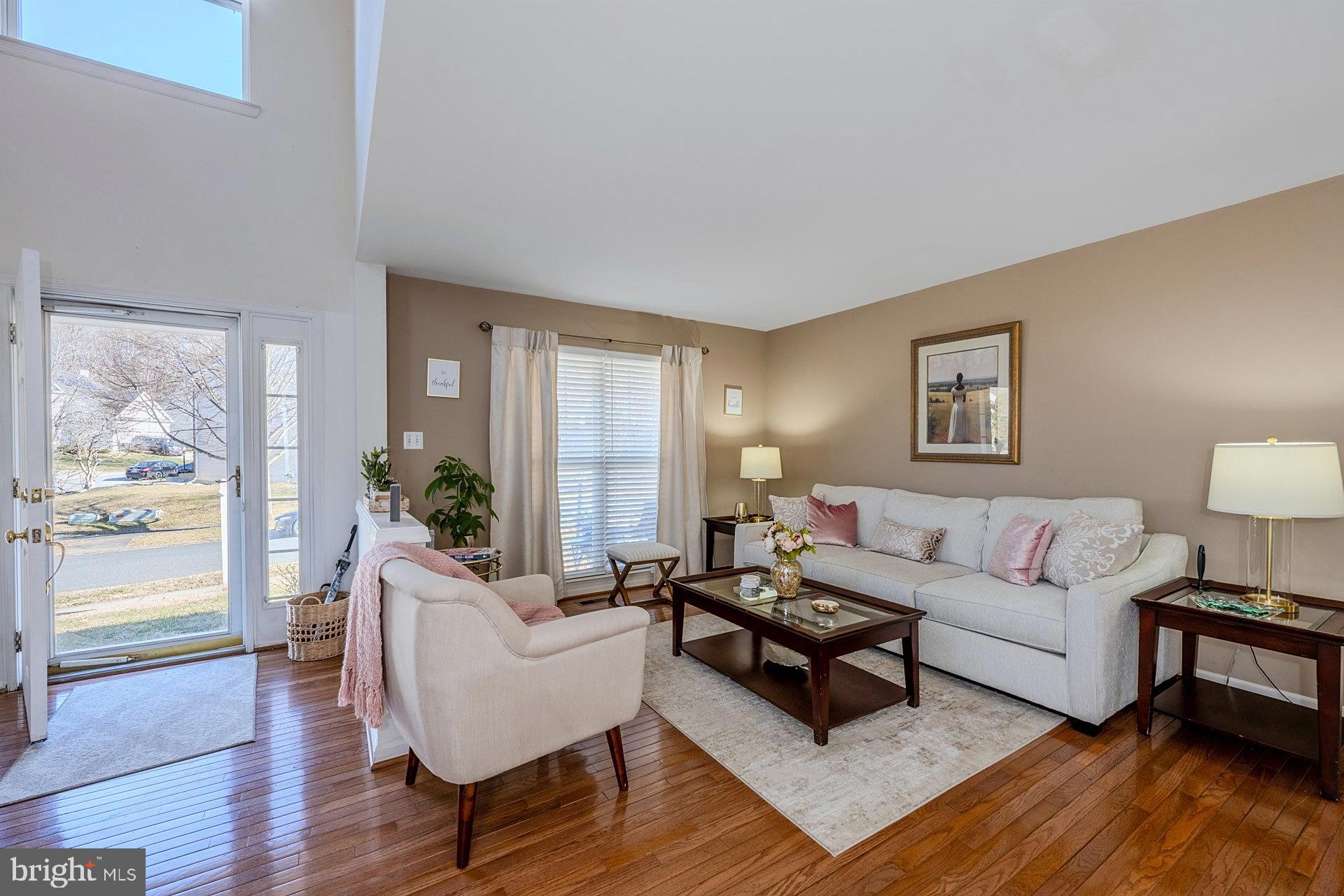 KINGSVIEW - Residential