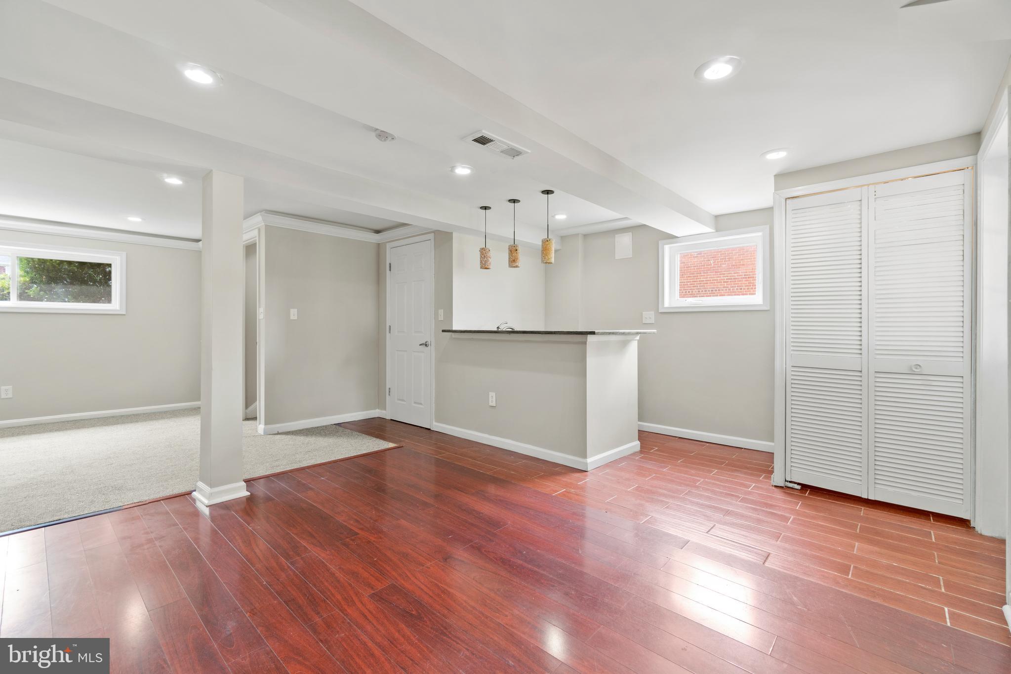 SPRINGFIELD PARK - Residential