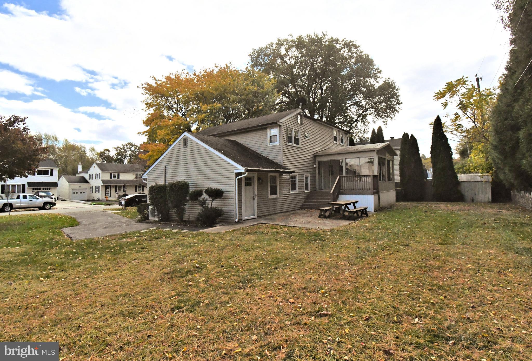 ORELAND - Residential Lease