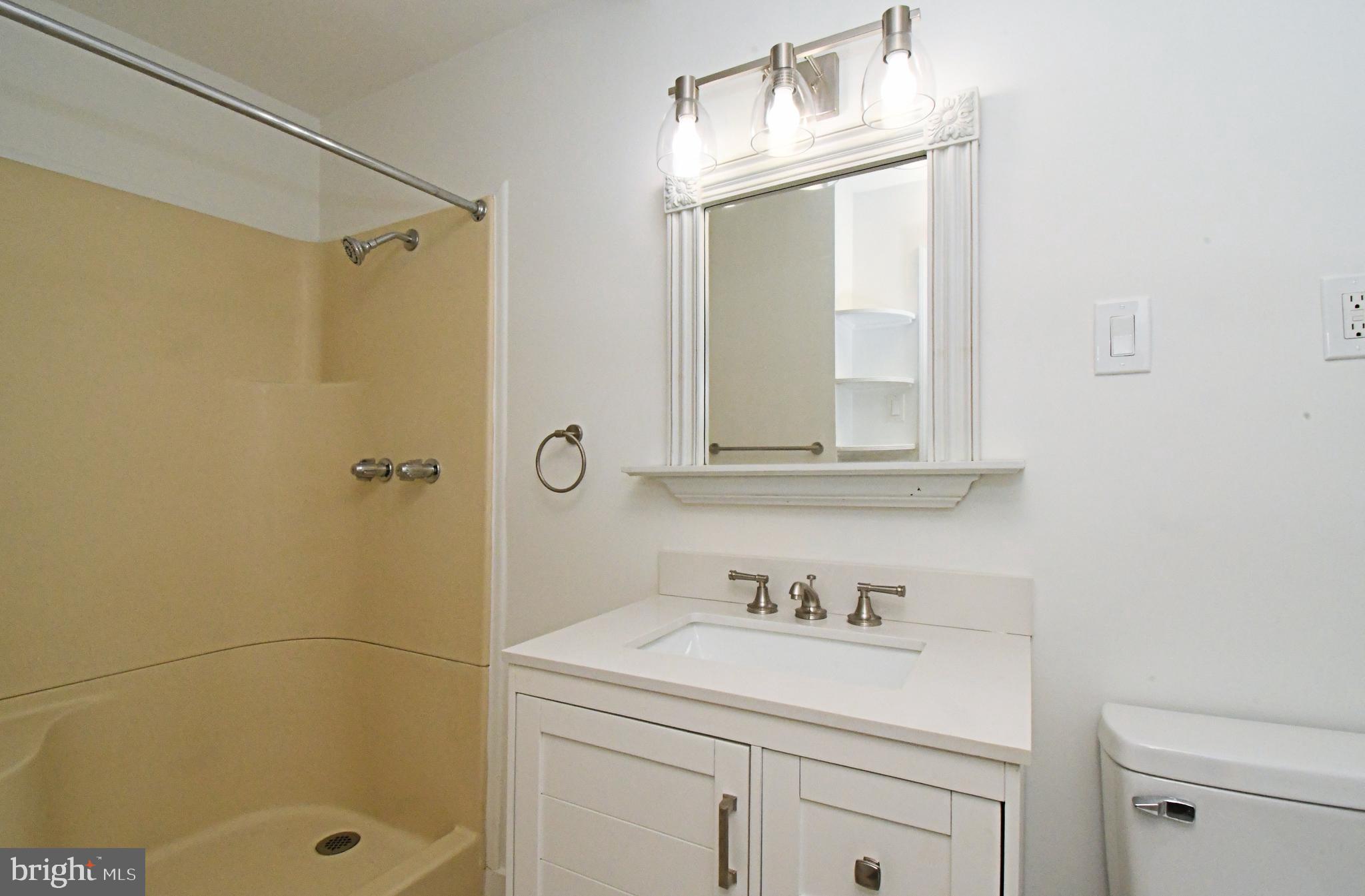 ORELAND - Residential Lease