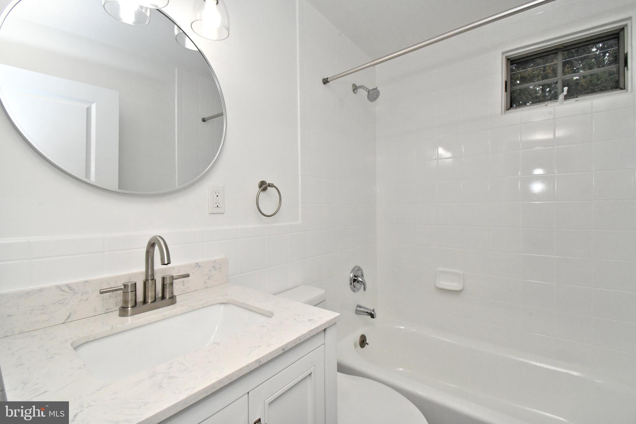 ORELAND - Residential Lease