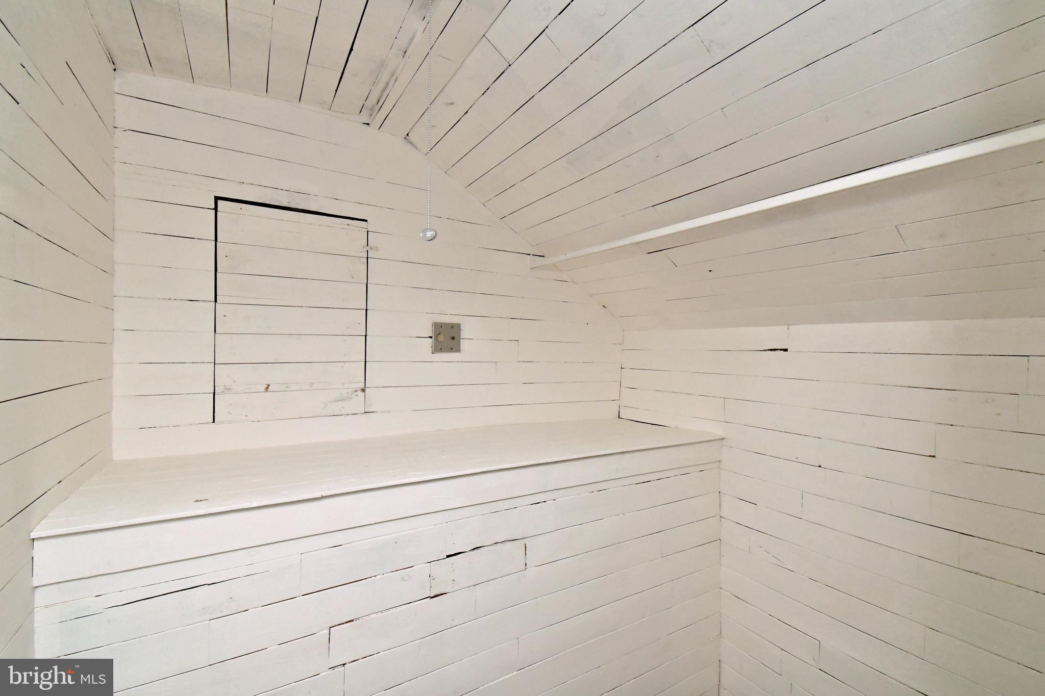 ORELAND - Residential Lease