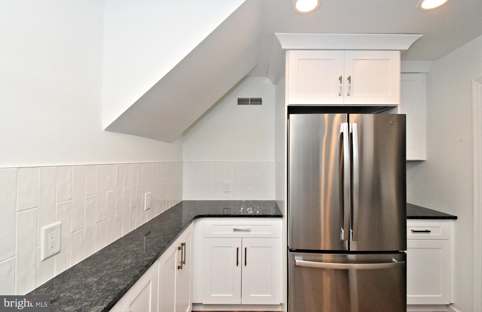 ORELAND - Residential Lease