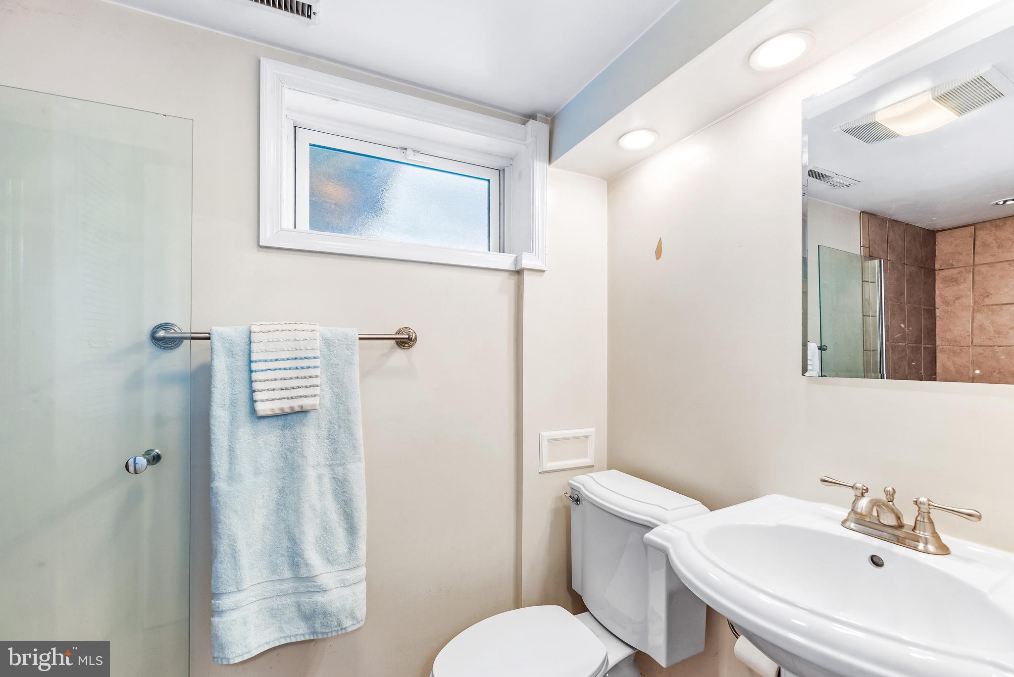 ADMIRAL HEIGHTS - Residential