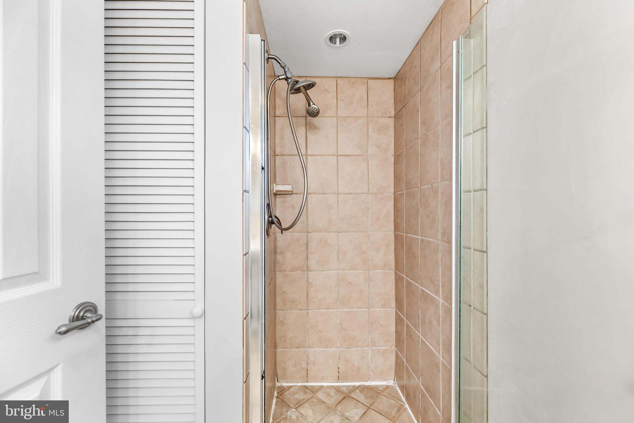 ADMIRAL HEIGHTS - Residential