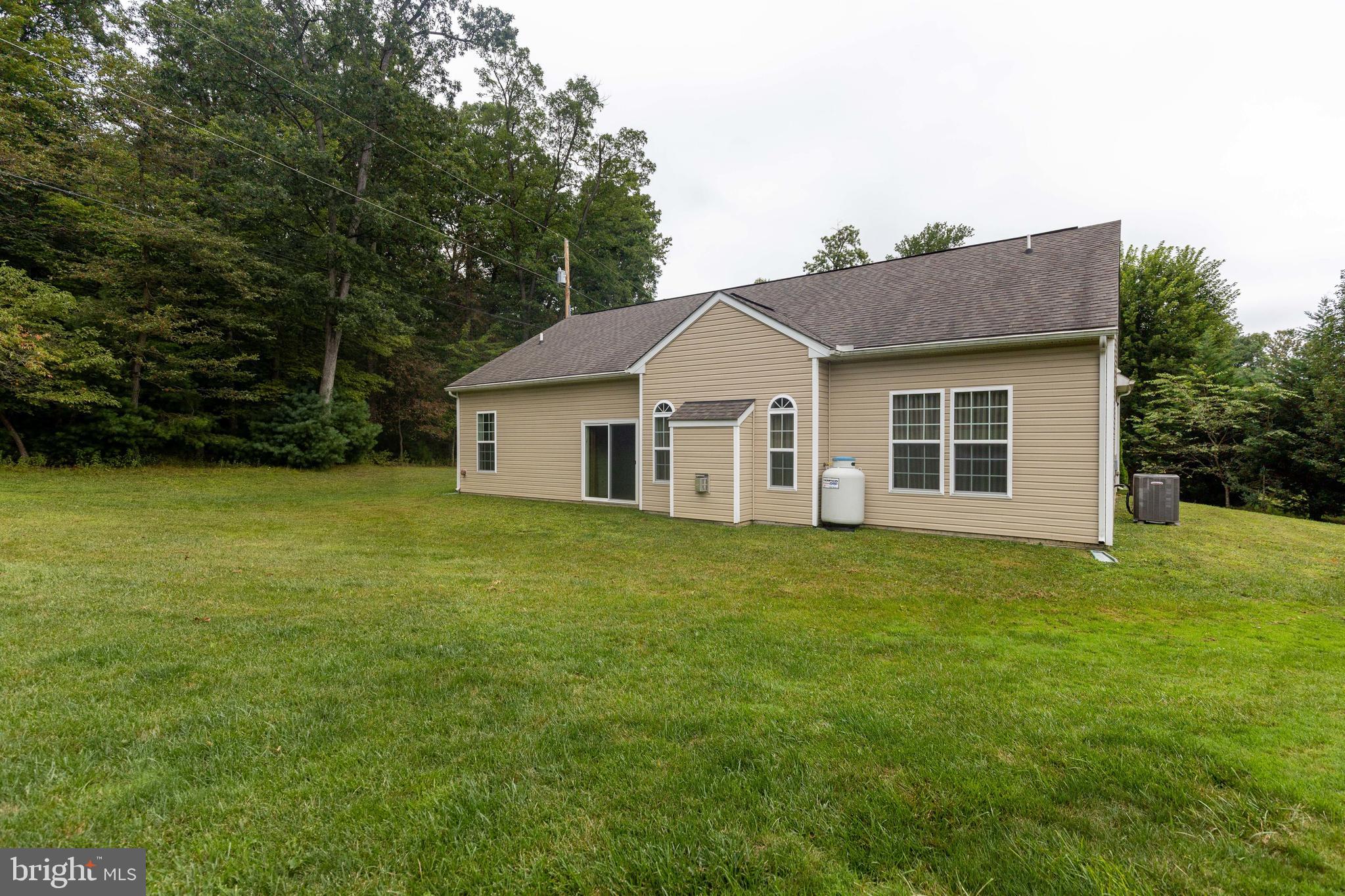1242 COVENTRY COURT