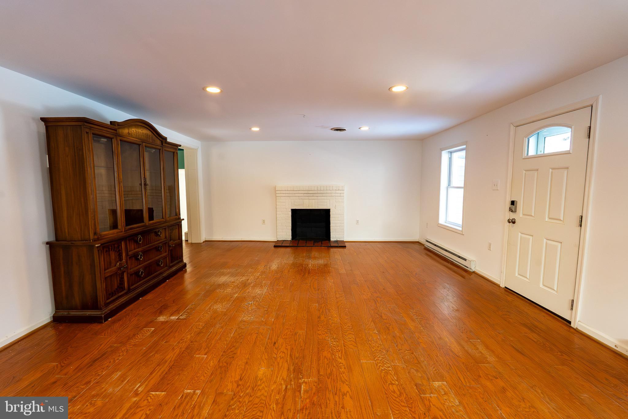 DRUM POINT - Residential