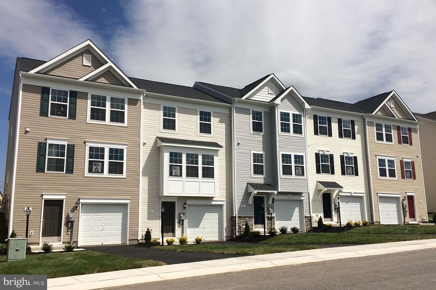 STONEBROOK VILLAGE - Residential