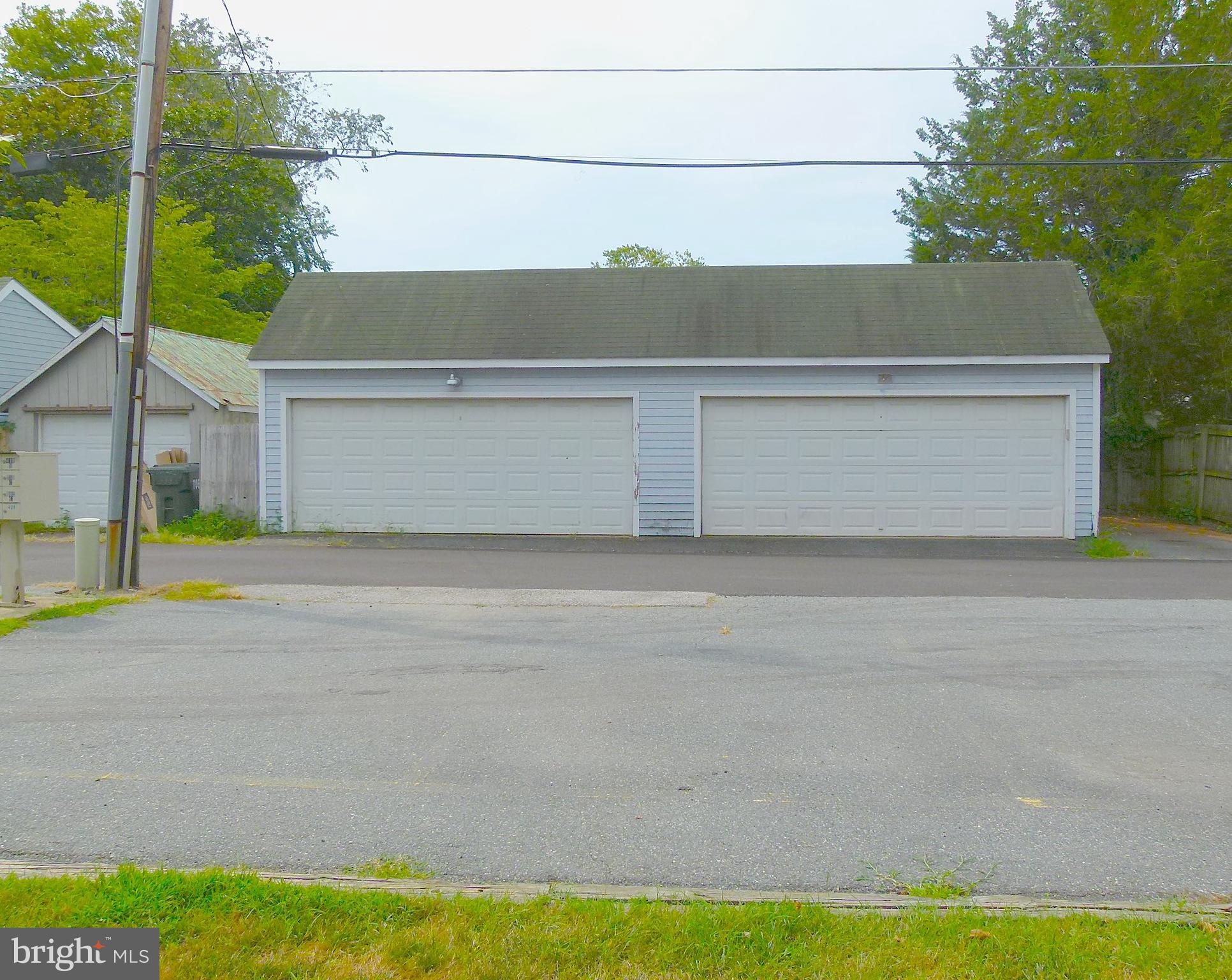 VICTORIA WALK - Residential