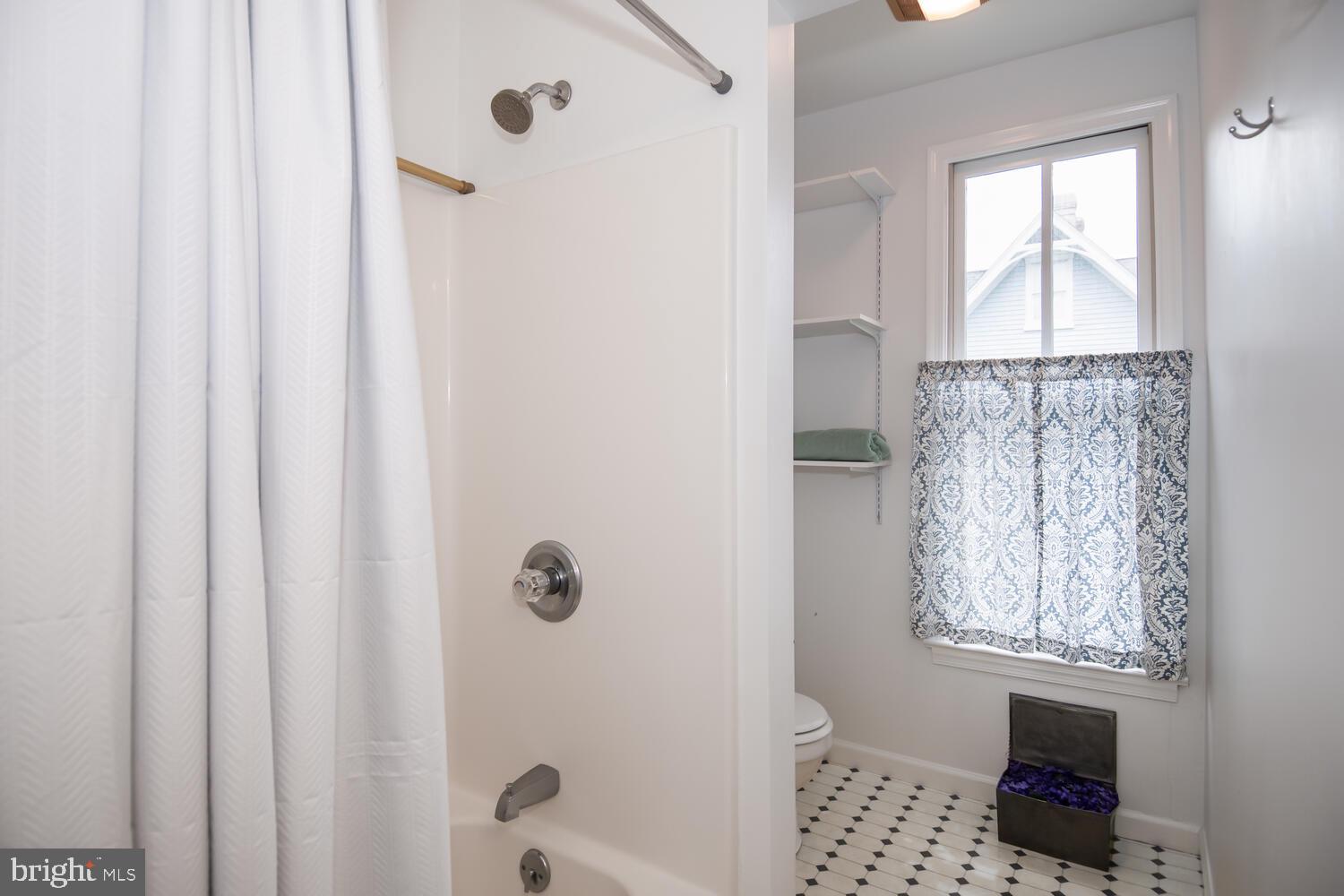 VICTORIA WALK - Residential