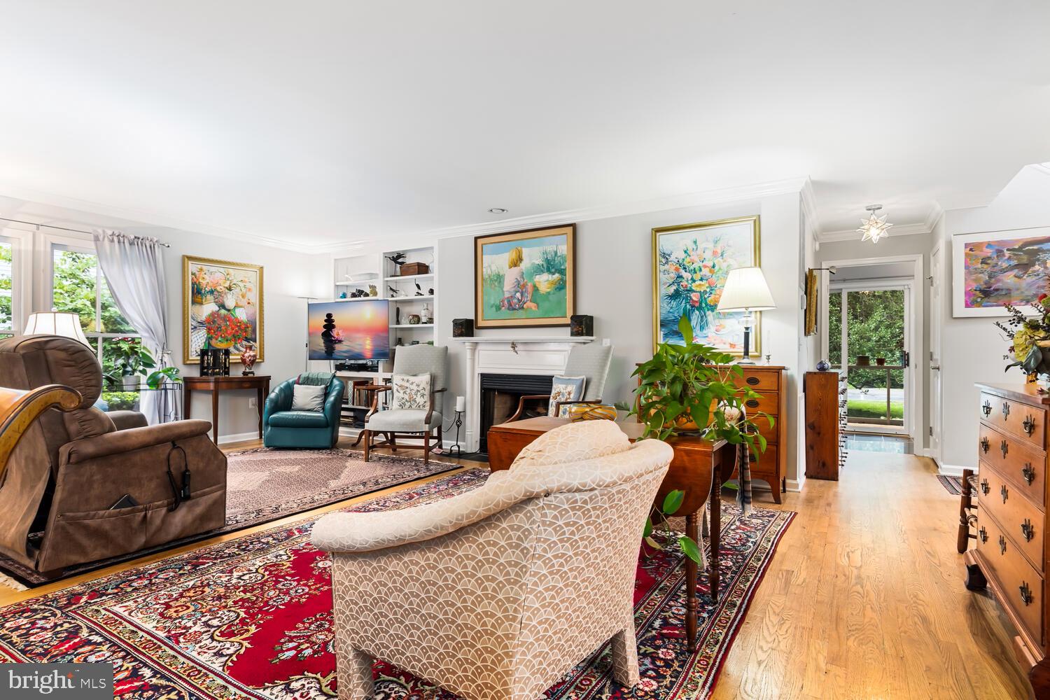 VICTORIA WALK - Residential