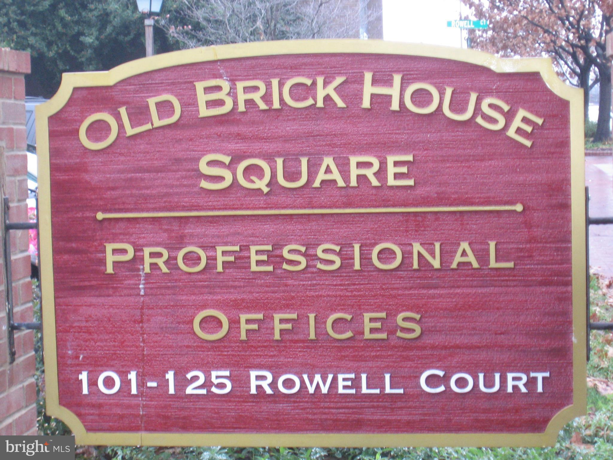 103 ROWELL COURT TOP FLOOR