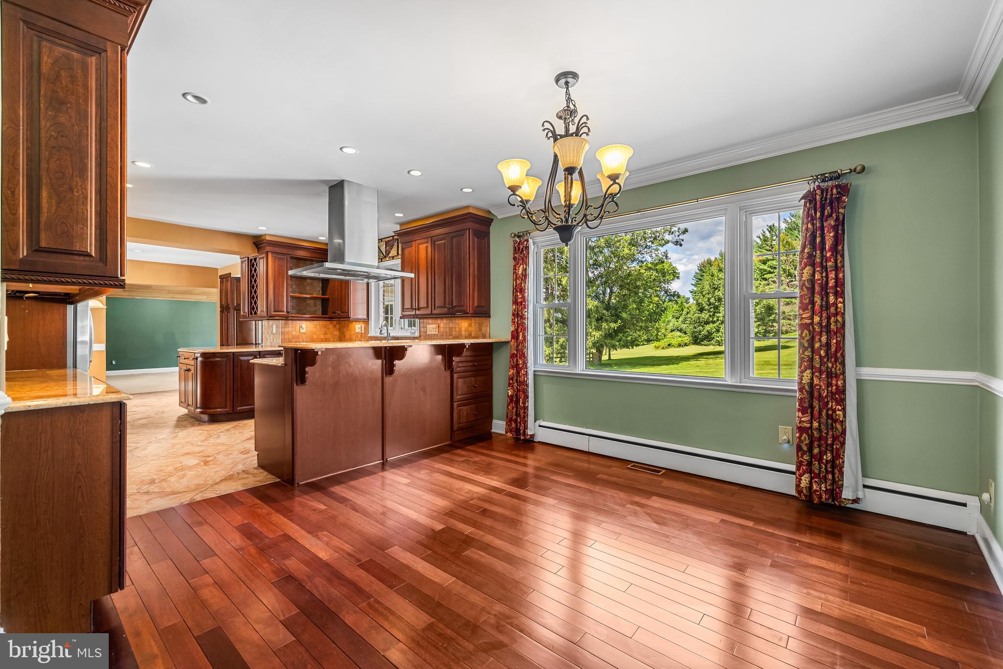 HAMPTON - Residential