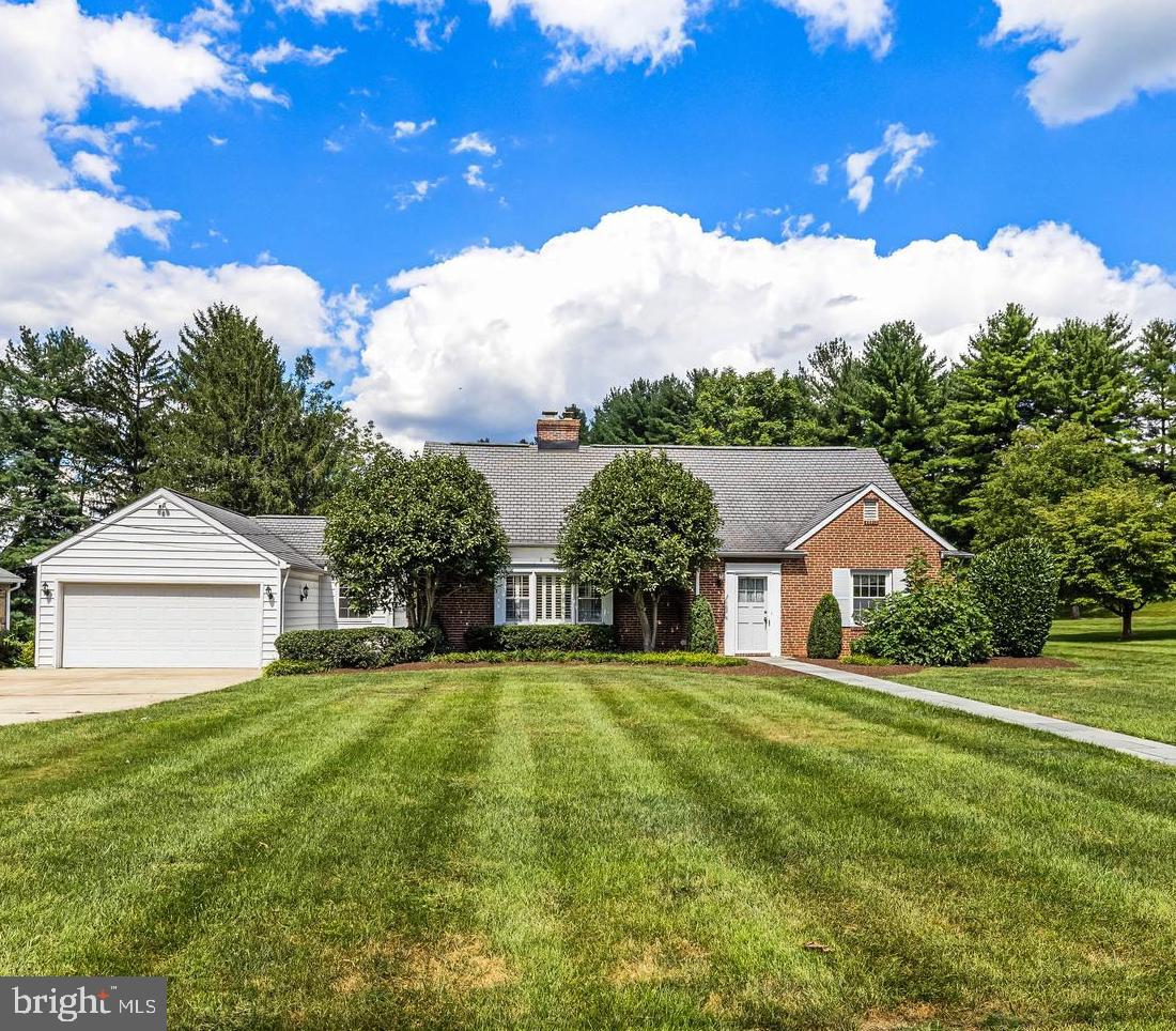 "Hampton" Oversized & Expanded Cape Cod on Fantastic Lot! 5 Bedrooms, 2 Full Baths. Main Level Features Great Room Addition off Kitchen with Vaulted Ceilings, Wood Burning Fireplace, W/W Carpeting. Renovated Eat-In Kitchen & Sitting Room. Classic Living Room with Beautiful Moldings and another Wood Burning Fireplace. The Dining Room is situated off the Kitchen perfect for Family Gatherings. The Main Level has 2 Spacious Bedrooms and Hall Bath w/Laundry. Upstairs Offers endless possibilities with a very Generously Sized Primary Bedroom with a Dream Walk In Closet plus 2 Additional Bedrooms & Bath. The Expansive Backyard offers space to Play, Bluestone Patio with Pizza Oven & Small Garden. Perfect for Outdoor Entertaining.