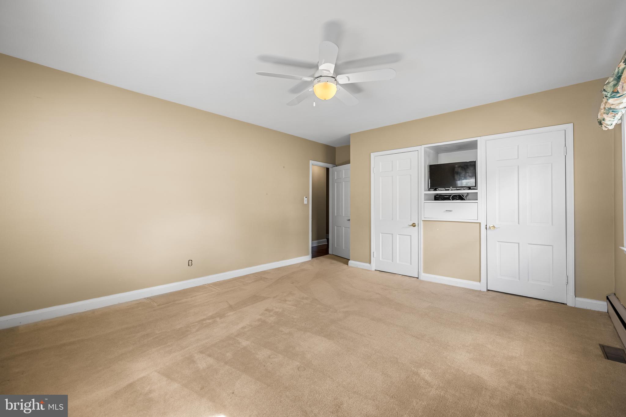 HAMPTON - Residential