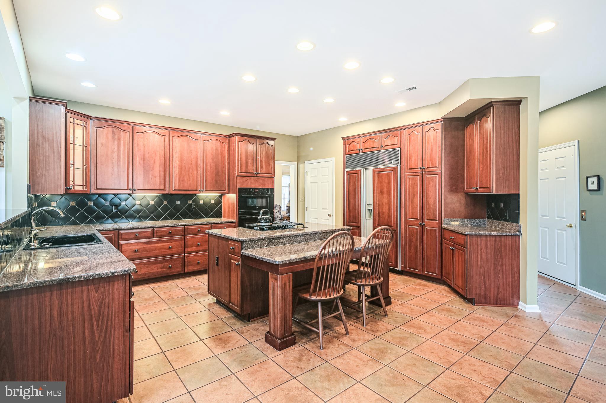 CLARKSVILLE HUNT - Residential