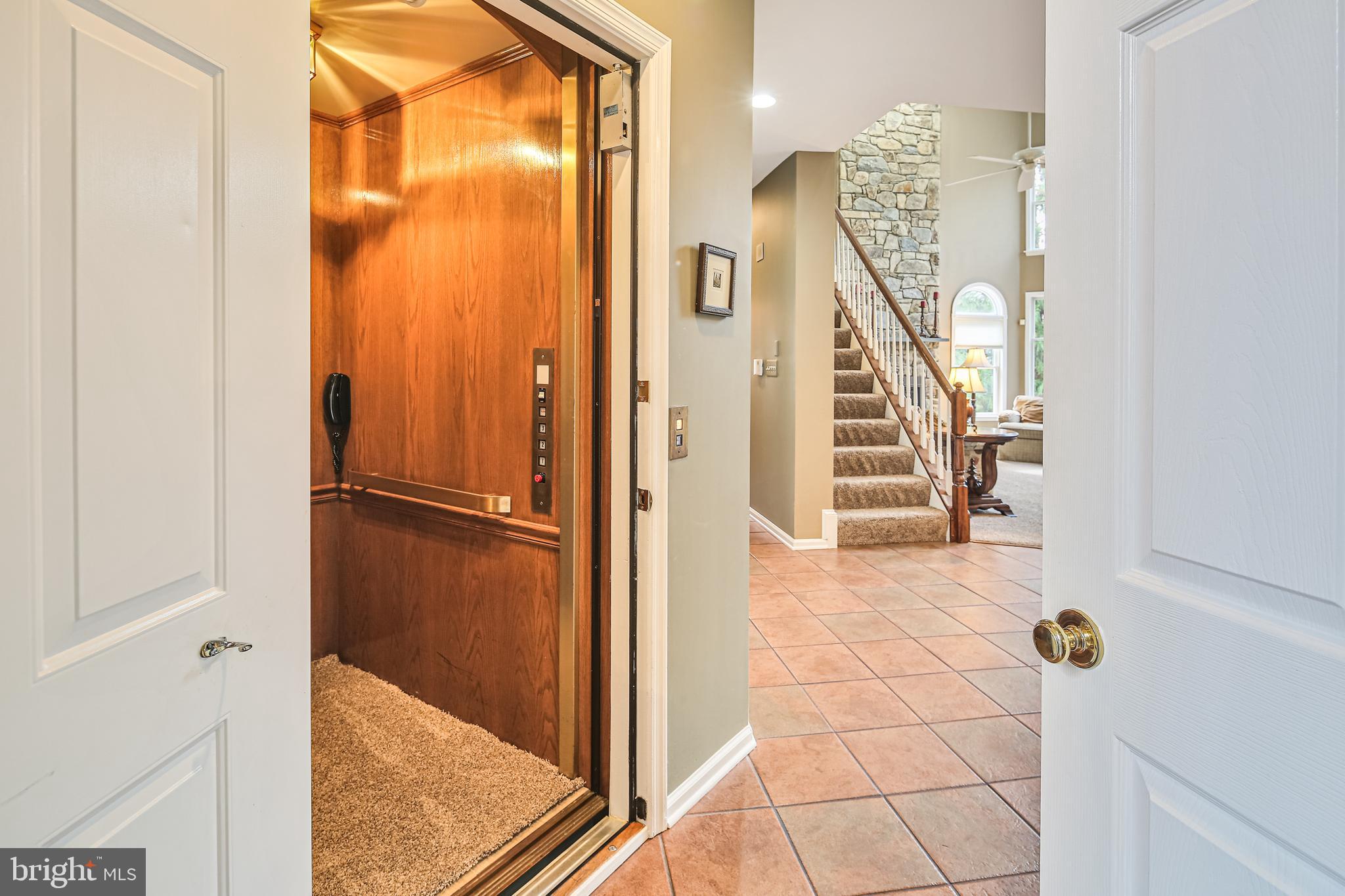 CLARKSVILLE HUNT - Residential