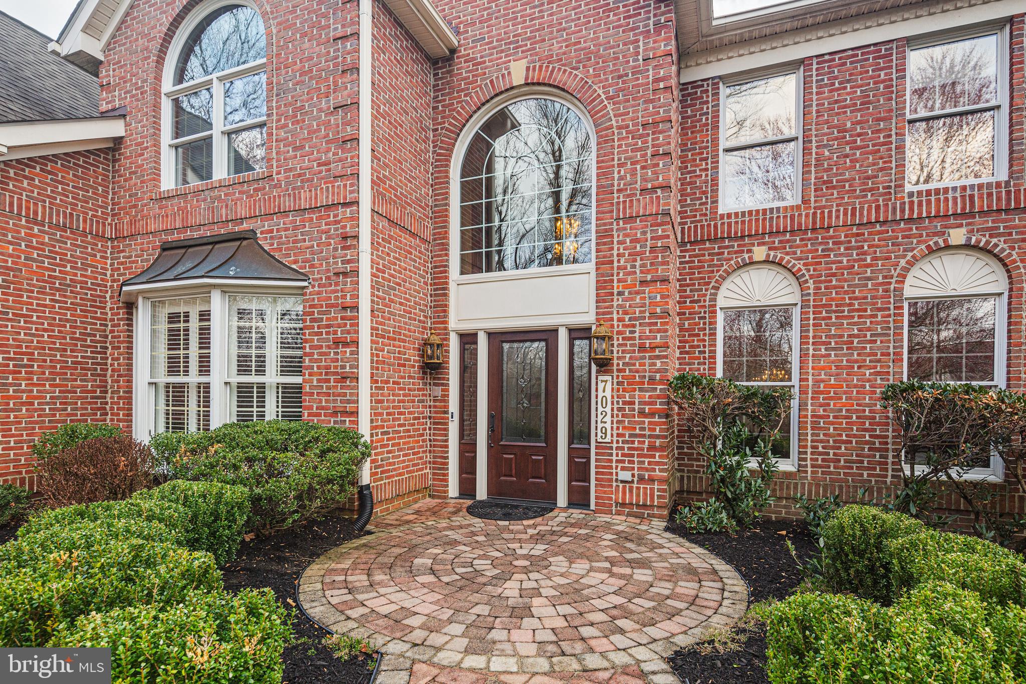 7029 RIVER OAK COURT
