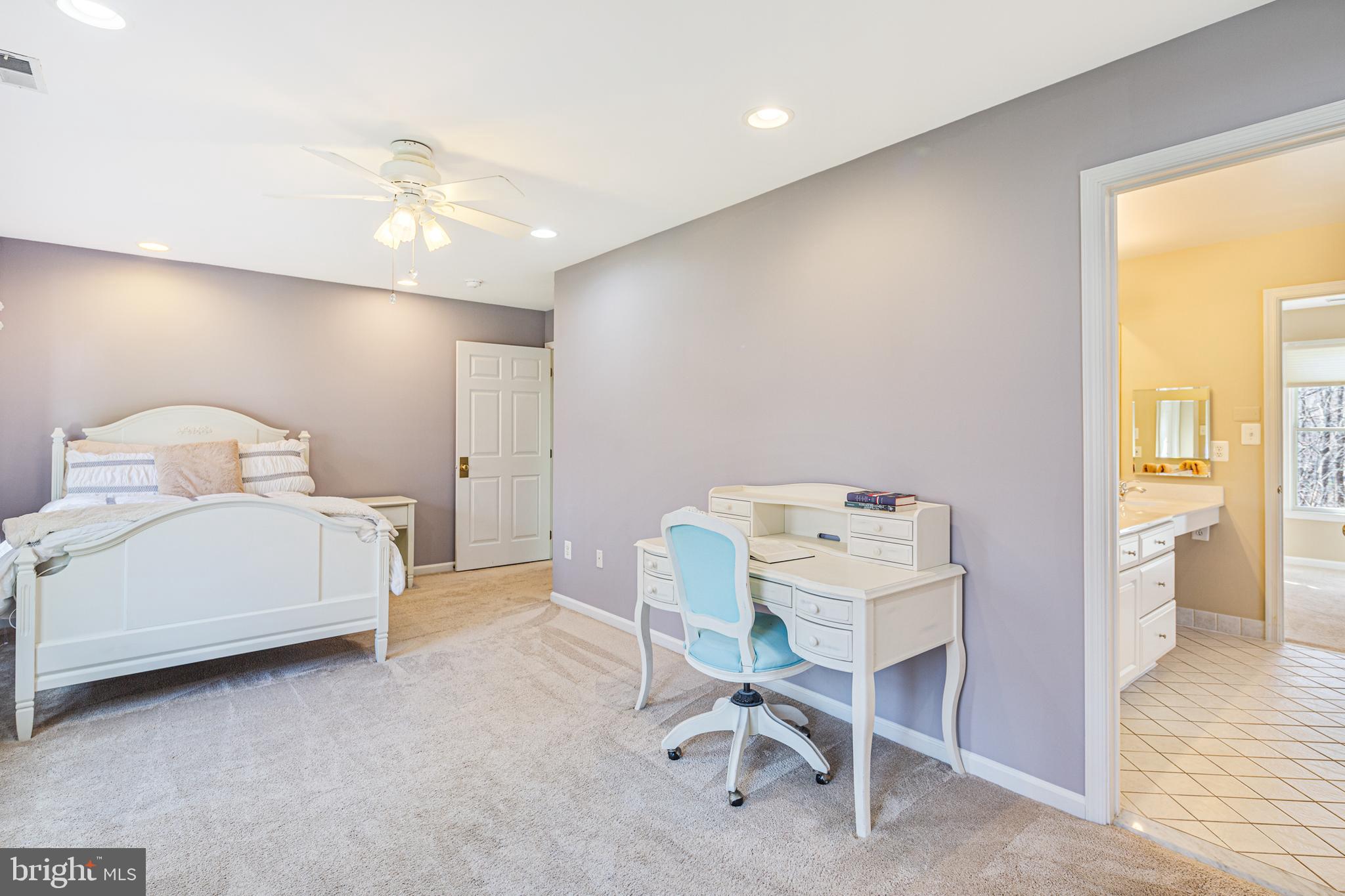 CLARKSVILLE HUNT - Residential