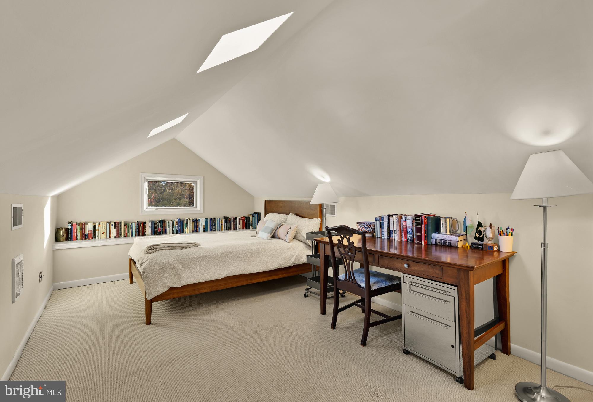 CHEVY CHASE VILLAGE - Residential