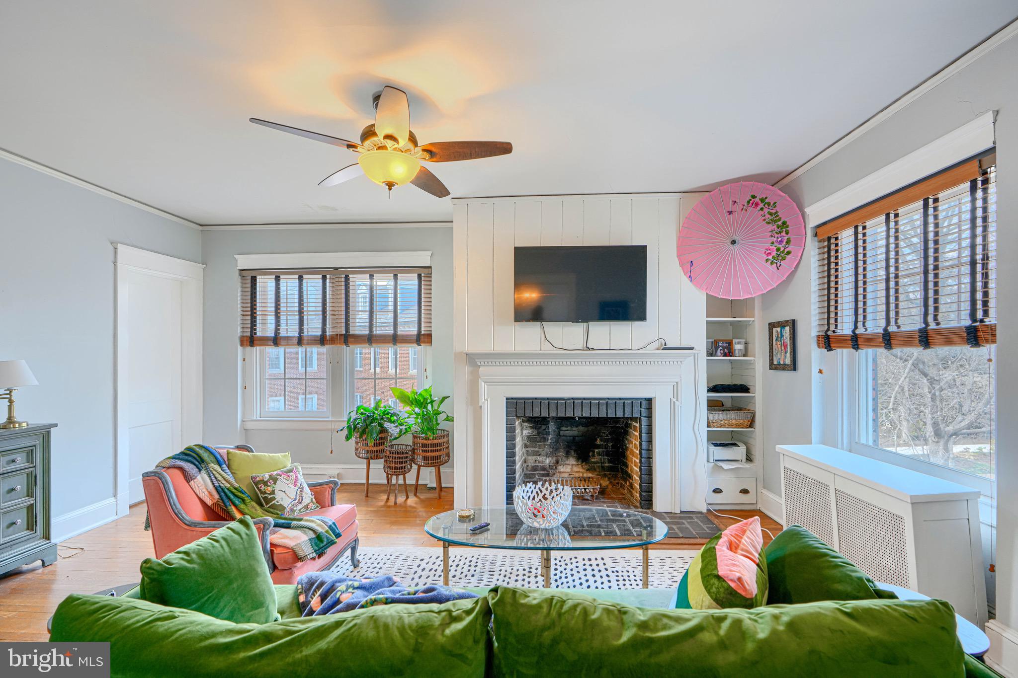 ROLAND PARK - Residential