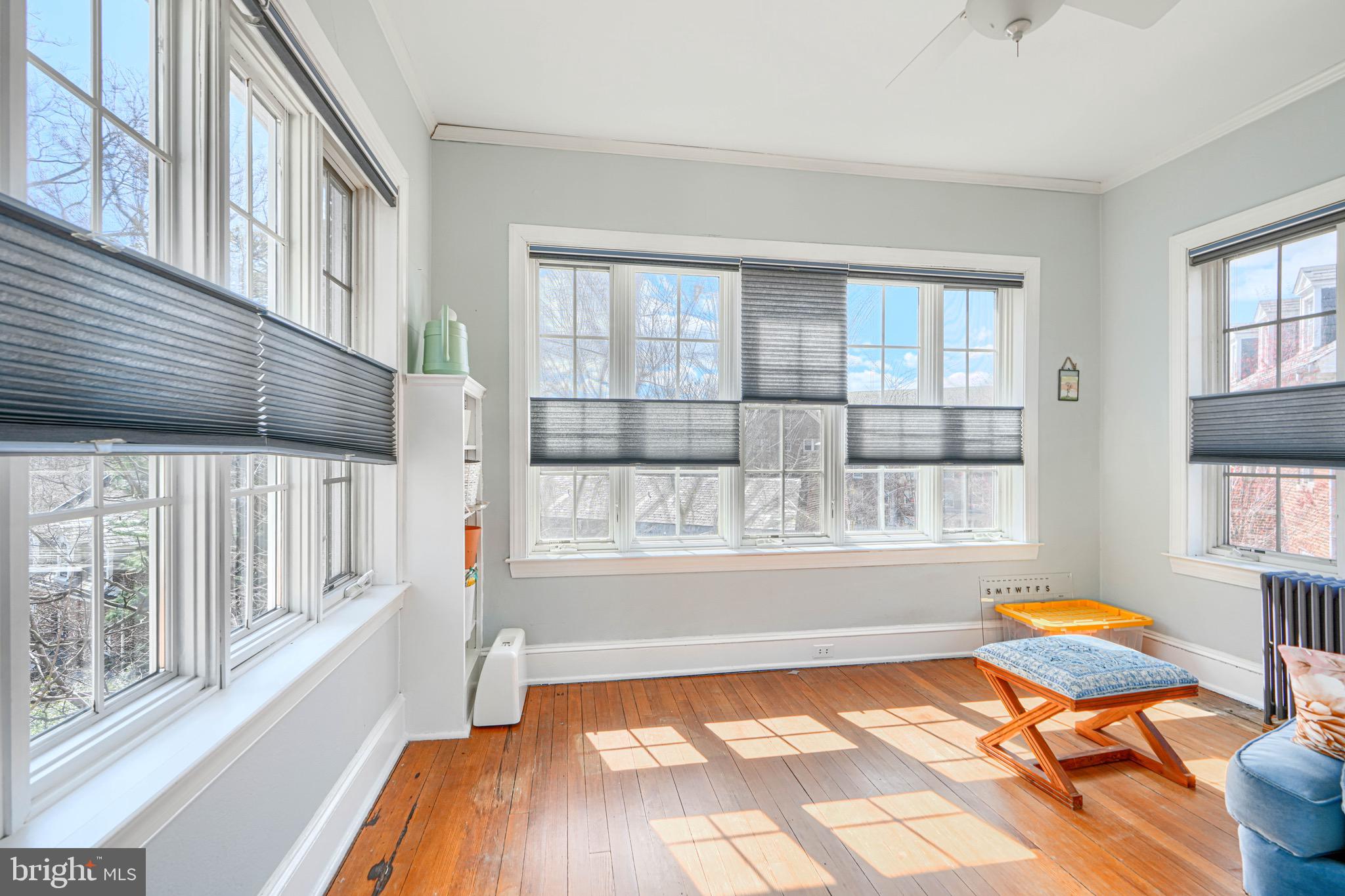 ROLAND PARK - Residential