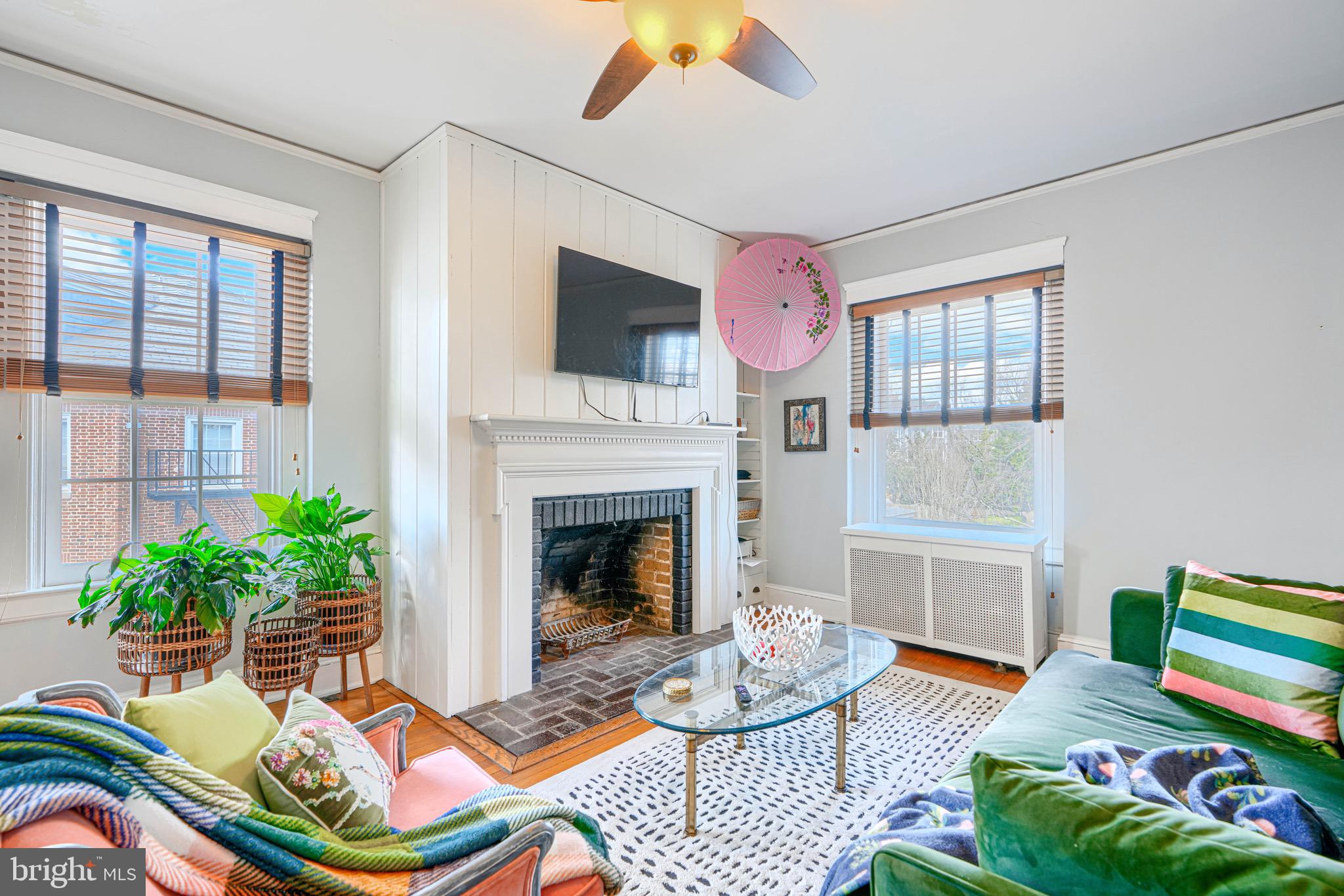 ROLAND PARK - Residential