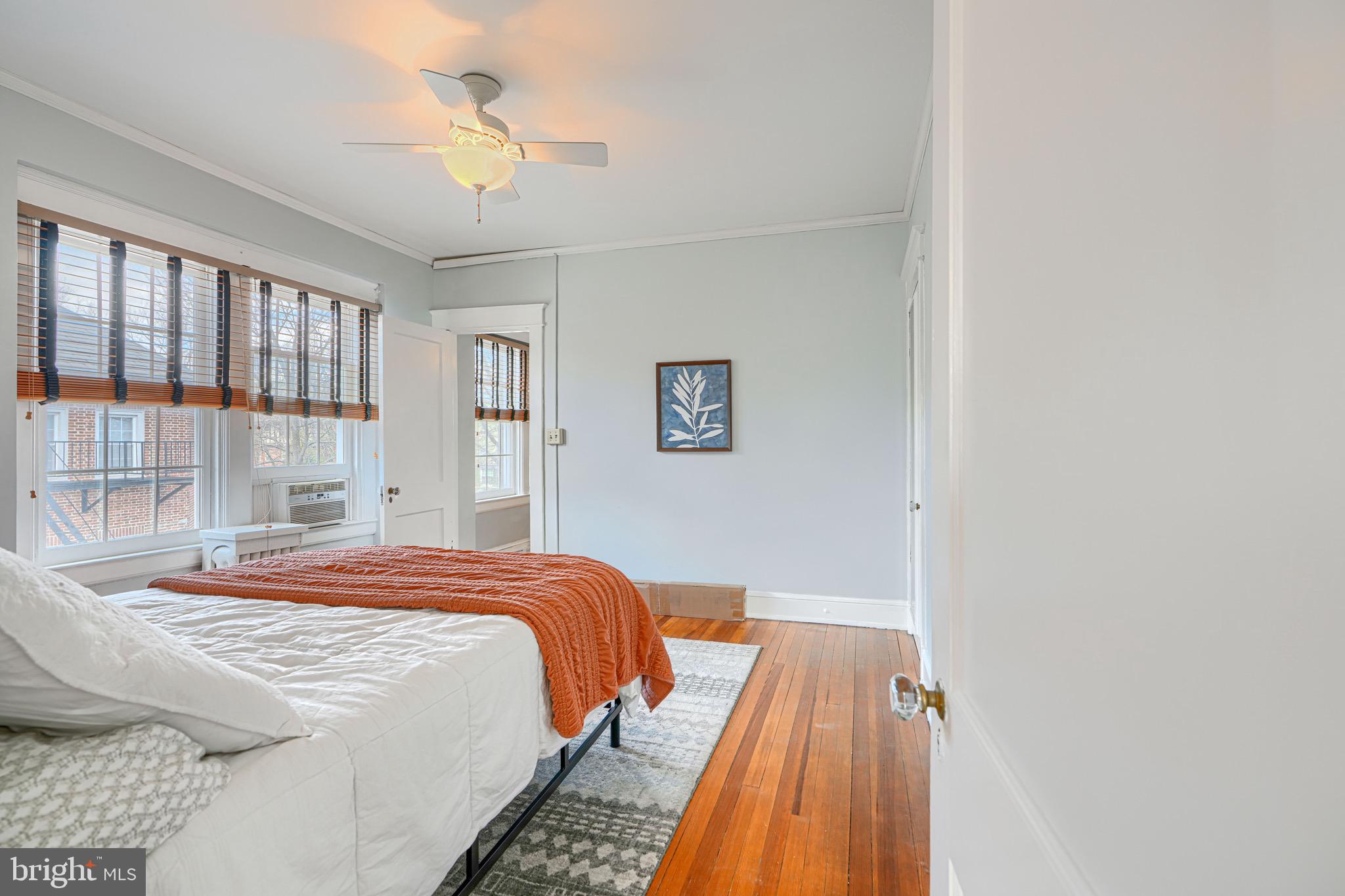 ROLAND PARK - Residential