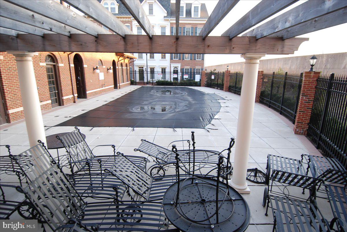 POTOMAC GREENS - Residential